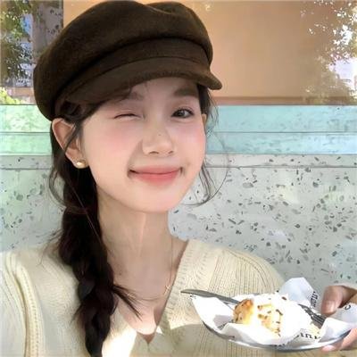 皮裘大衣女人